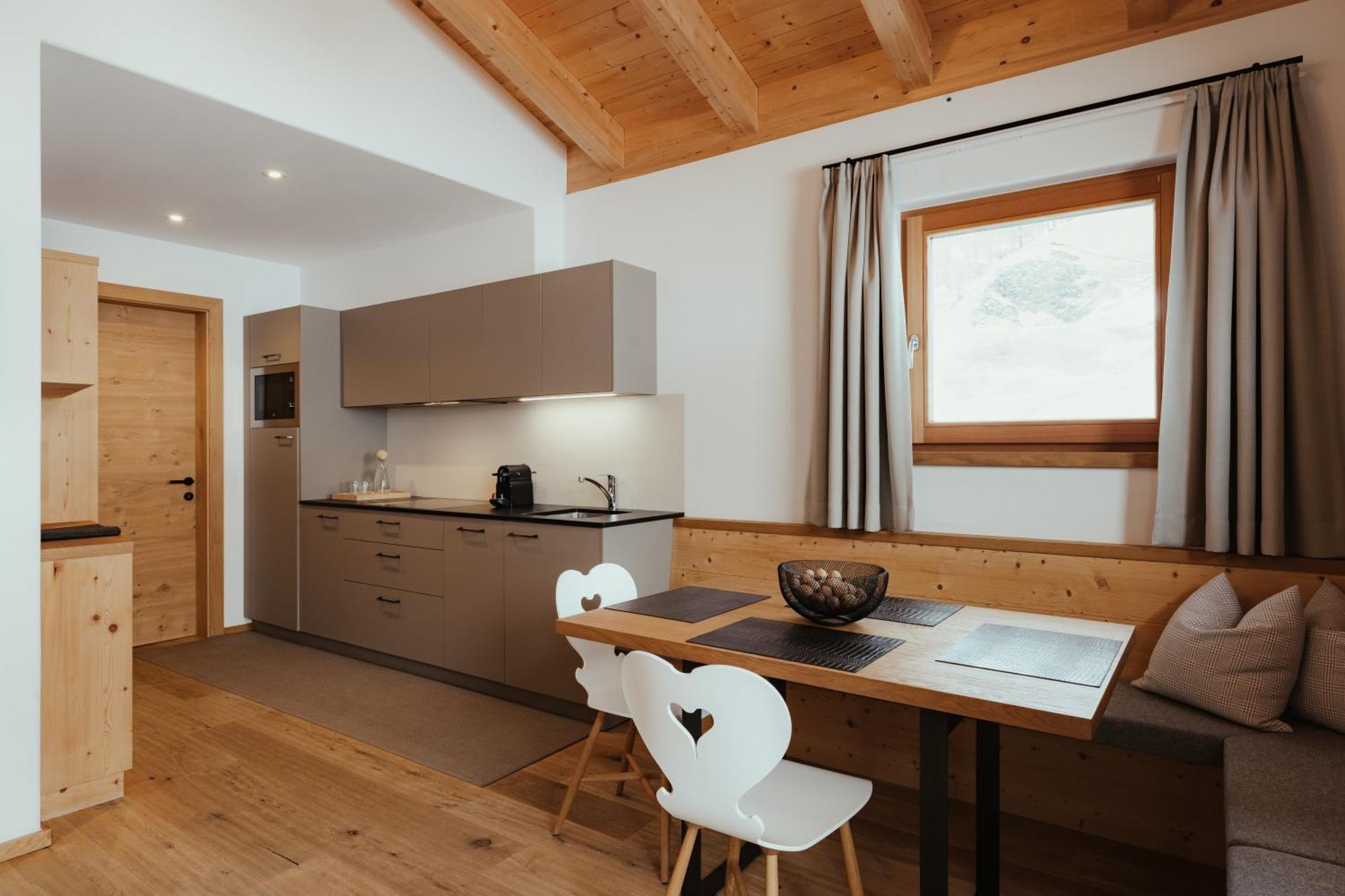 Villa Flora Mountain Lodges San Cassiano (Badia) Exterior foto