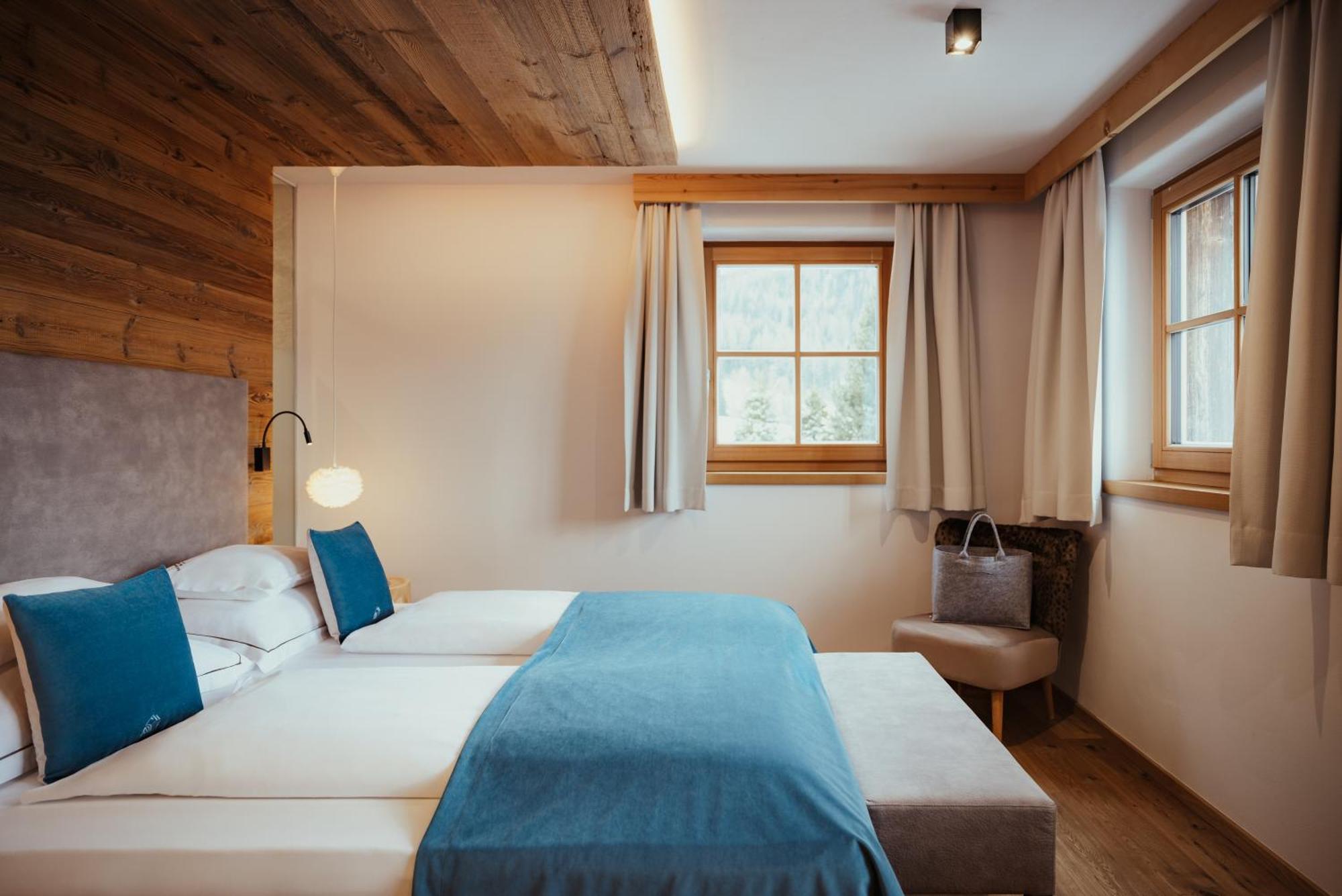 Villa Flora Mountain Lodges San Cassiano (Badia) Exterior foto