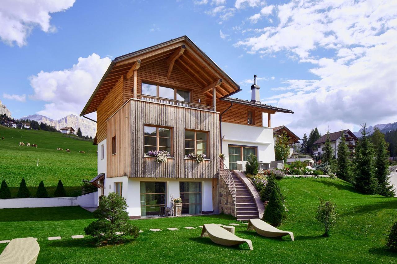 Villa Flora Mountain Lodges San Cassiano (Badia) Exterior foto